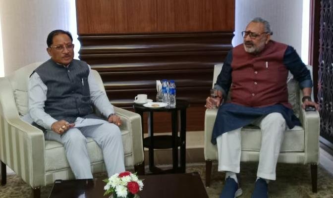 केंद्रीय वस्त्र मंत्री श्री गिरिराज सिंह से नई दिल्ली में मुख्यमंत्री श्री विष्णु देव साय ने की मुलाकात. टेक्सटाइल सेक्टर में छत्तीसगढ़ के लिए बड़ी संभावनाएं, केंद्र करेगा हरसंभव सहयोग.