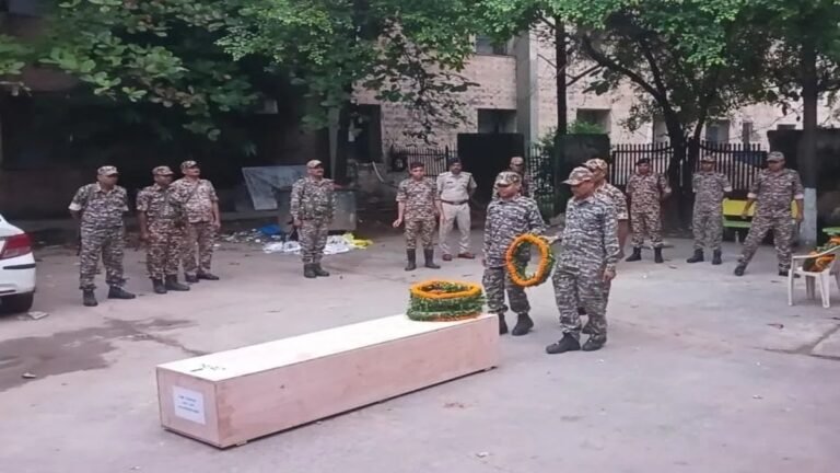 CG BREAKING : CRPF कैंप में जवान की संदिग्ध मौत’ फंदे से लटका मिला शव, जांच में जुटी पुलिस