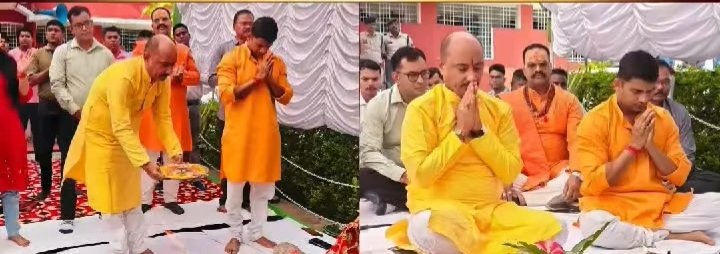 विजयादशमी पर एसपी विजय कुमार पाण्डेय ने विधि-विधान से की शस्त्र पूजा